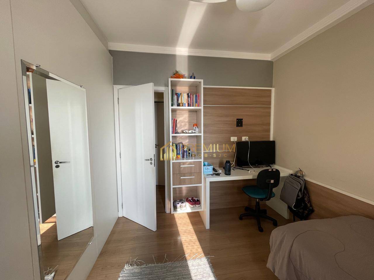 Apartamento à venda com 3 quartos, 143m² - Foto 12