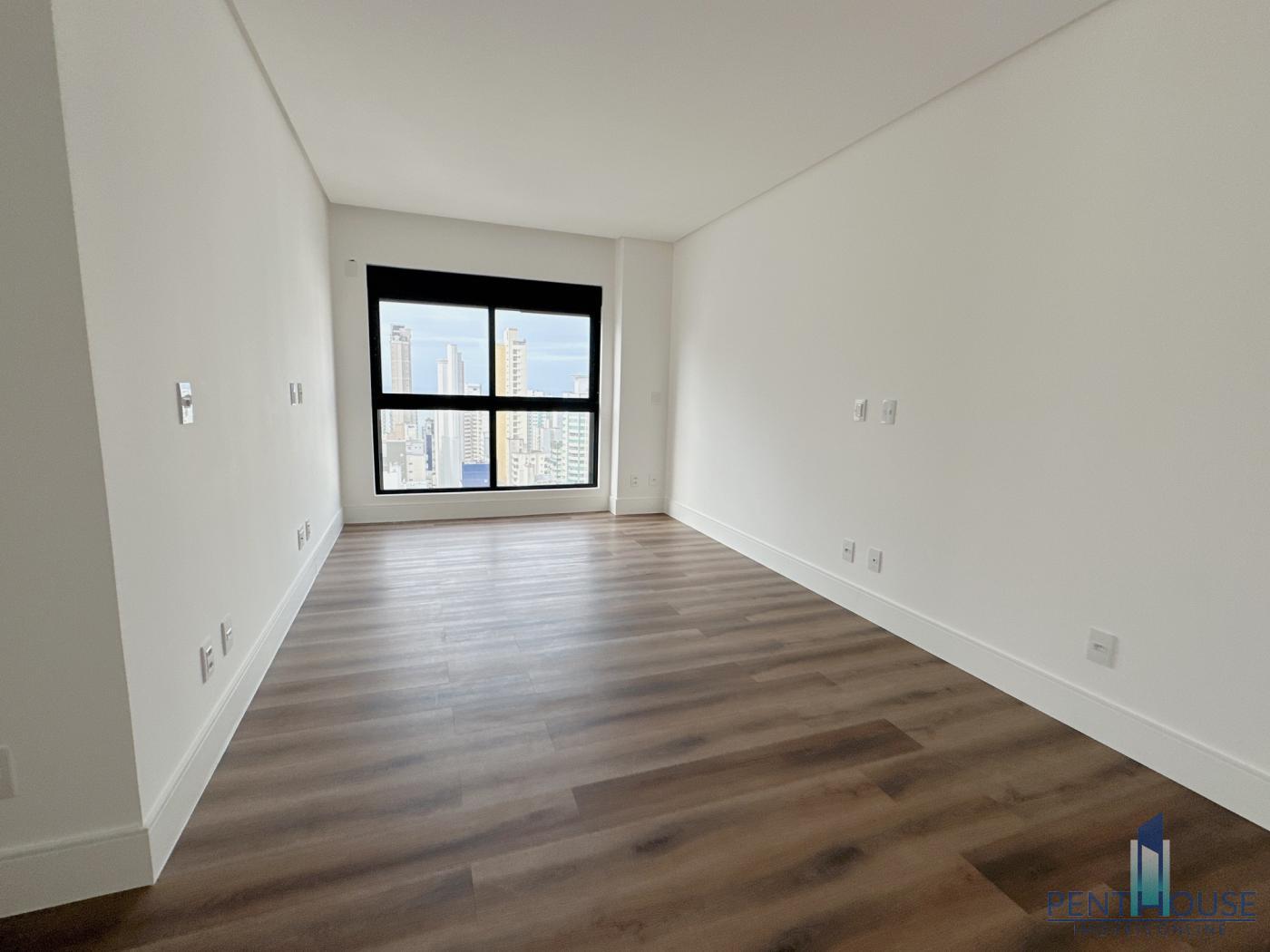 Apartamento à venda com 4 quartos, 152m² - Foto 13