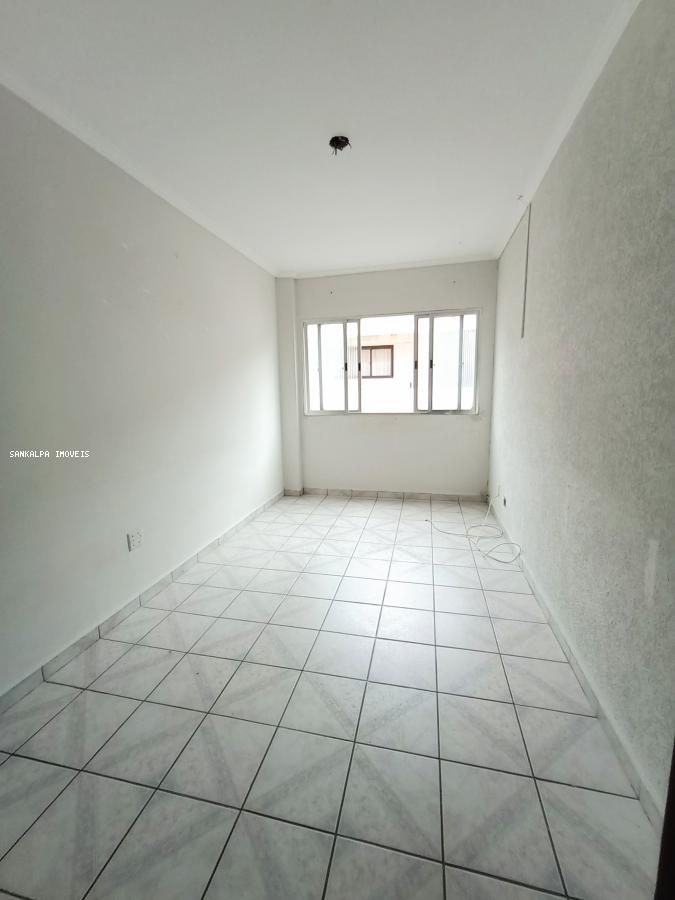 Apartamento à venda com 1 quarto, 42m² - Foto 1