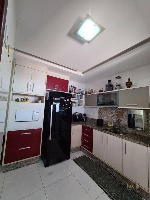 Casa à venda com 3 quartos, 140m² - Foto 5