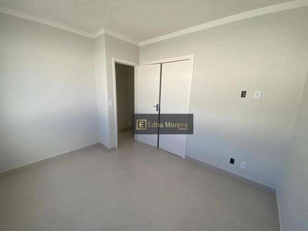 Casa à venda com 3 quartos, 120m² - Foto 31