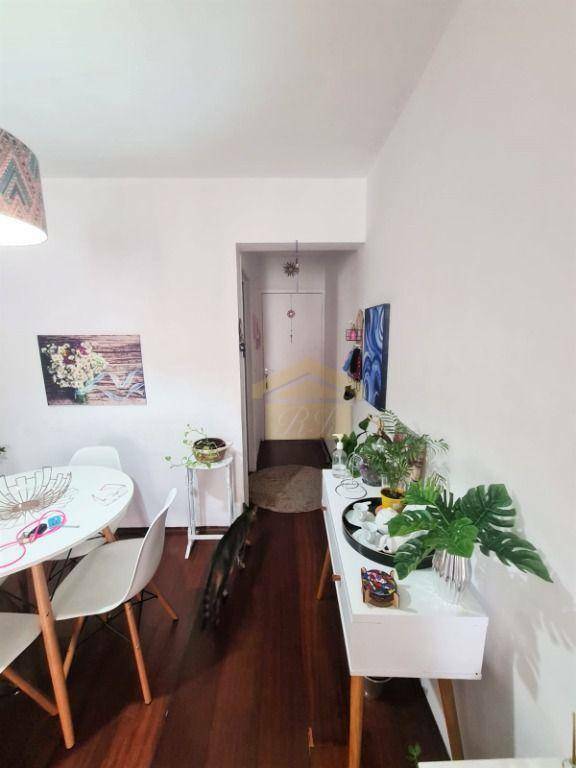 Apartamento à venda com 2 quartos, 64m² - Foto 3