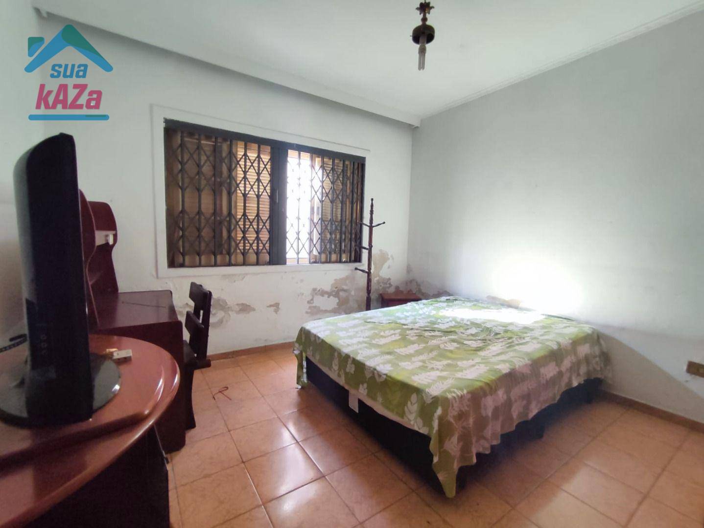 Casa à venda com 4 quartos, 250m² - Foto 13