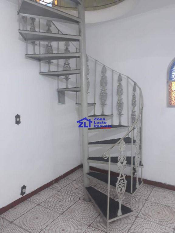 Sobrado à venda com 2 quartos, 160m² - Foto 8