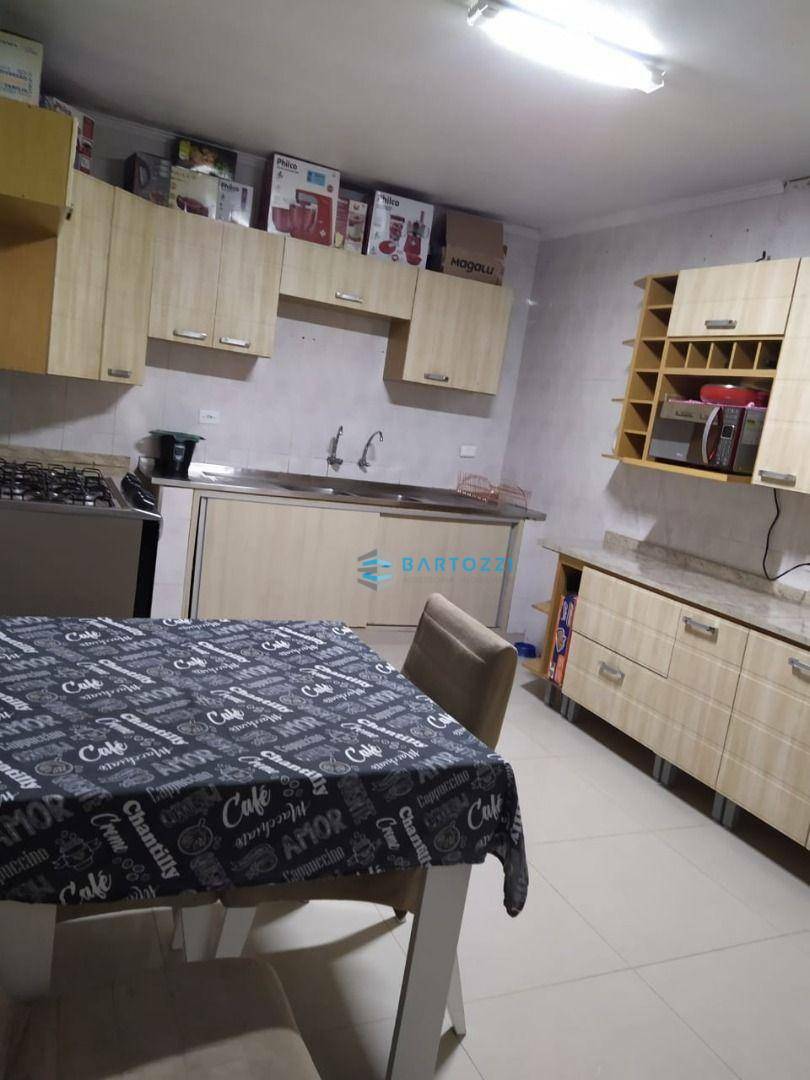 Sobrado à venda com 3 quartos, 189m² - Foto 6