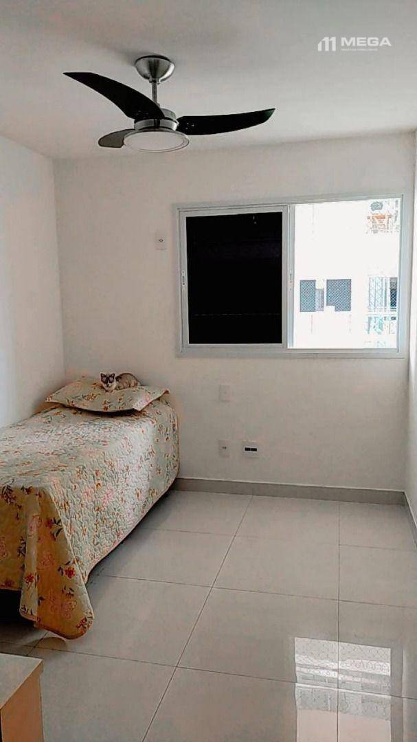 Apartamento à venda com 2 quartos, 64m² - Foto 11