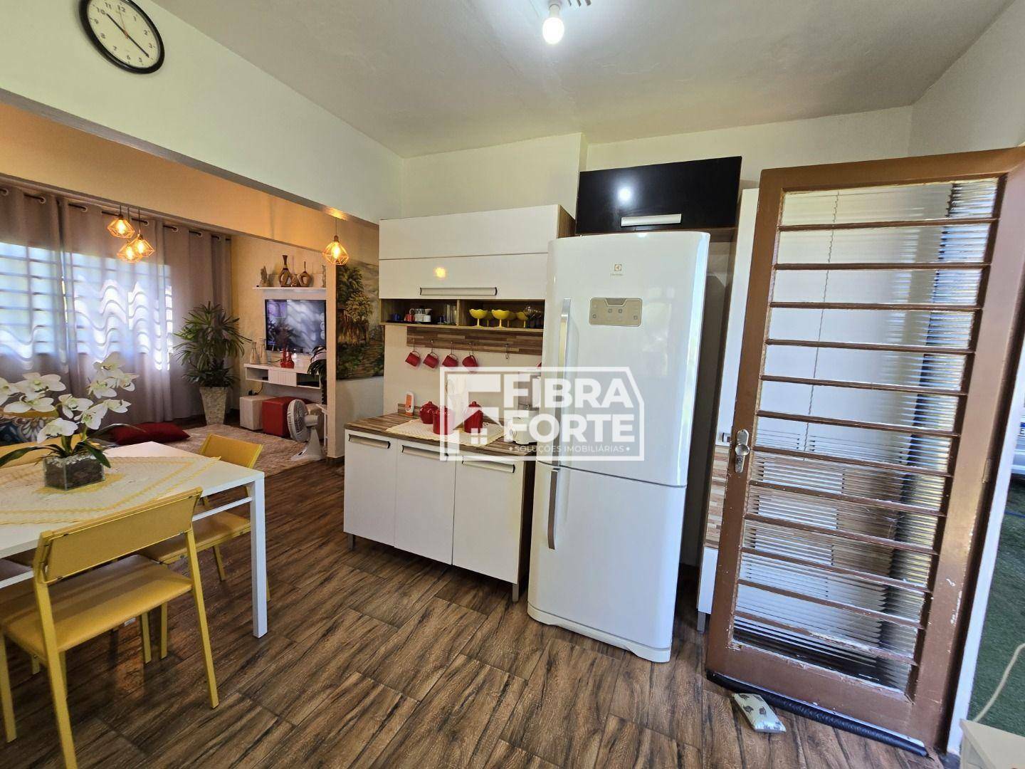 Chácara à venda com 2 quartos, 120m² - Foto 9