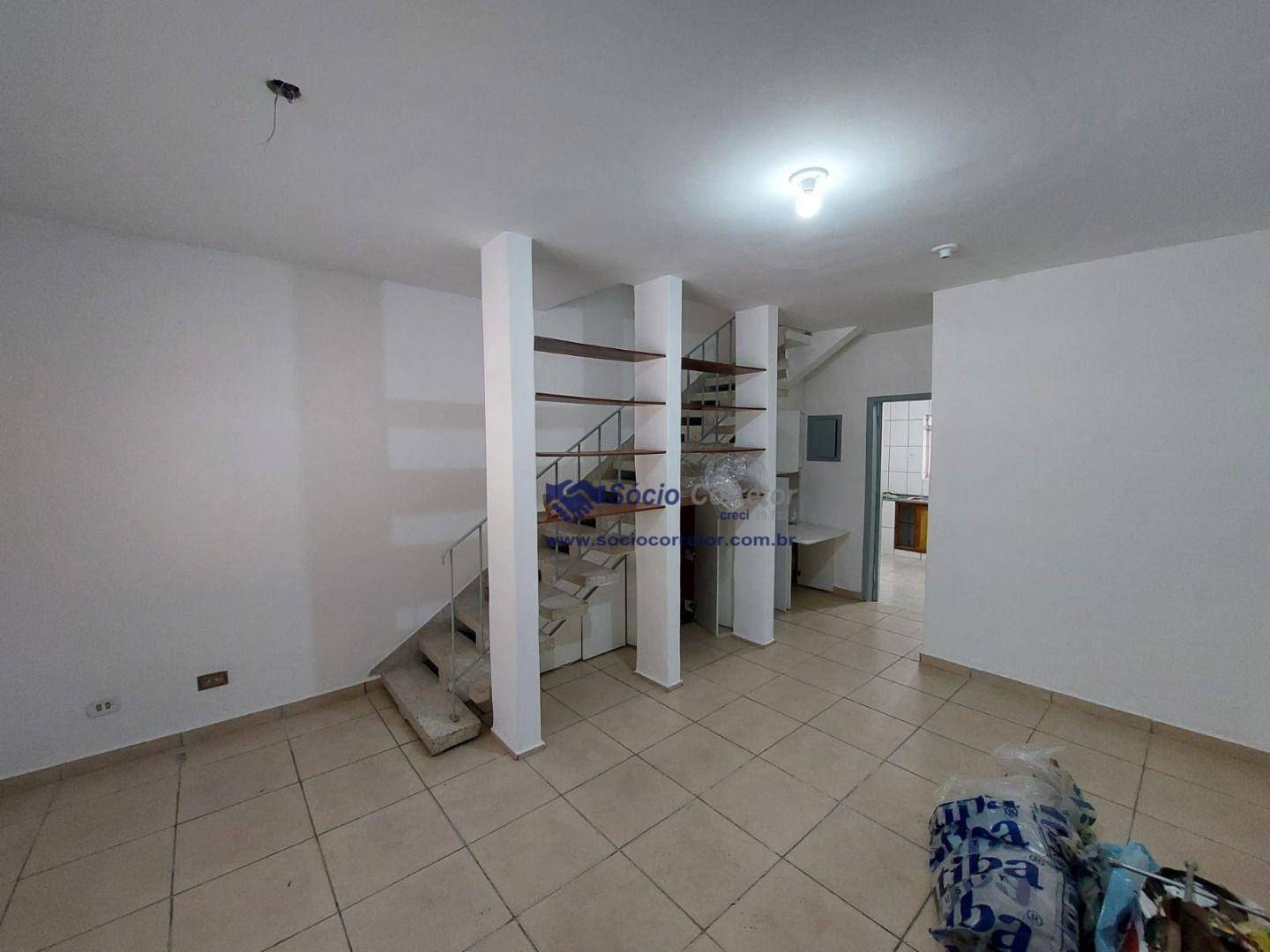 Sobrado para alugar com 2 quartos, 116m² - Foto 11