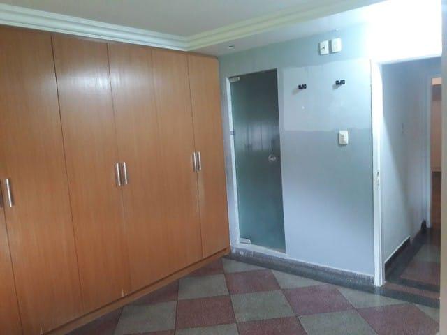 Apartamento à venda com 2 quartos, 75m² - Foto 5