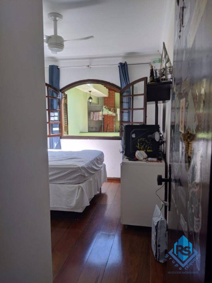 Sobrado à venda com 5 quartos, 250m² - Foto 30