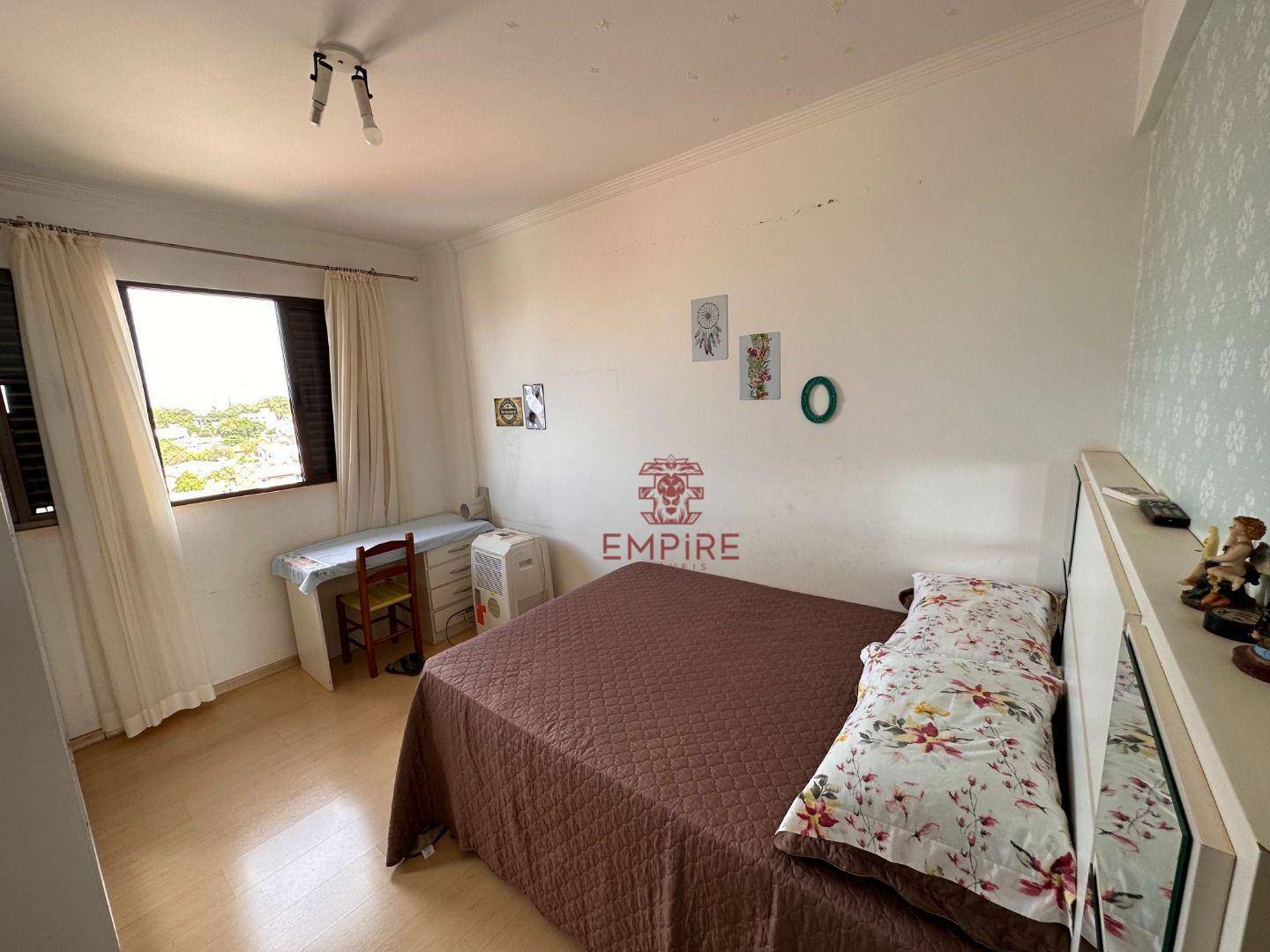 Apartamento à venda com 3 quartos, 139m² - Foto 18