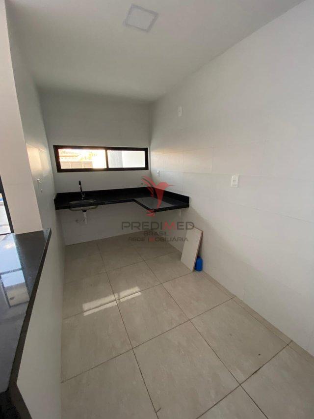 Casa à venda com 3 quartos, 78m² - Foto 2