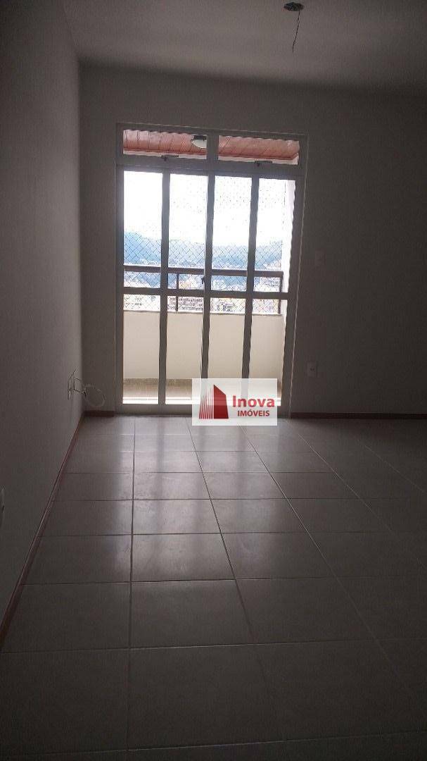 Apartamento à venda com 2 quartos, 70m² - Foto 9