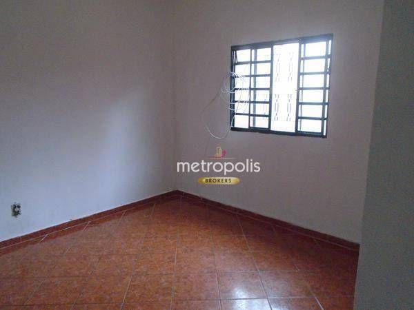 Casa à venda com 6 quartos, 260m² - Foto 3