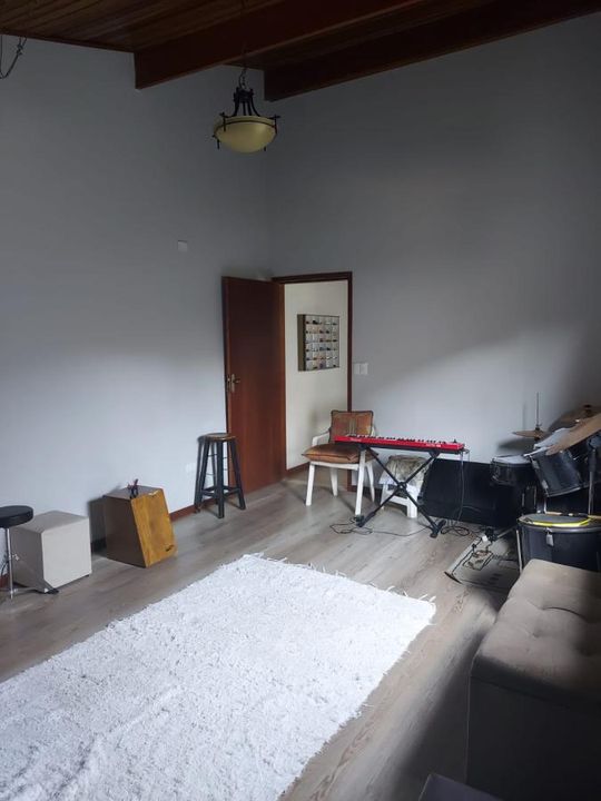 Casa à venda com 3 quartos, 200m² - Foto 31