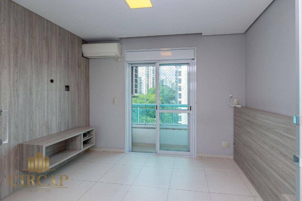 Apartamento à venda com 3 quartos, 155m² - Foto 23