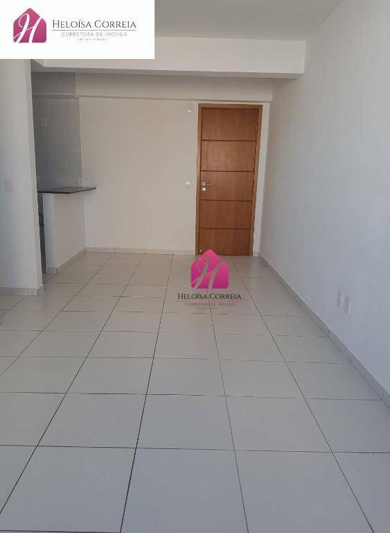 Apartamento para alugar com 3 quartos, 80m² - Foto 4