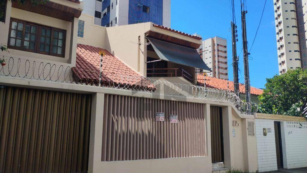 Casa à venda com 3 quartos, 240M2 - Foto 1