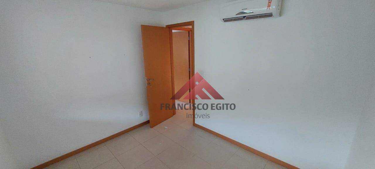 Apartamento à venda com 3 quartos, 112m² - Foto 11