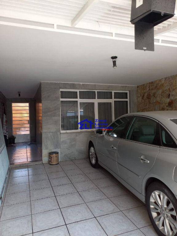 Sobrado à venda com 3 quartos, 220m² - Foto 31