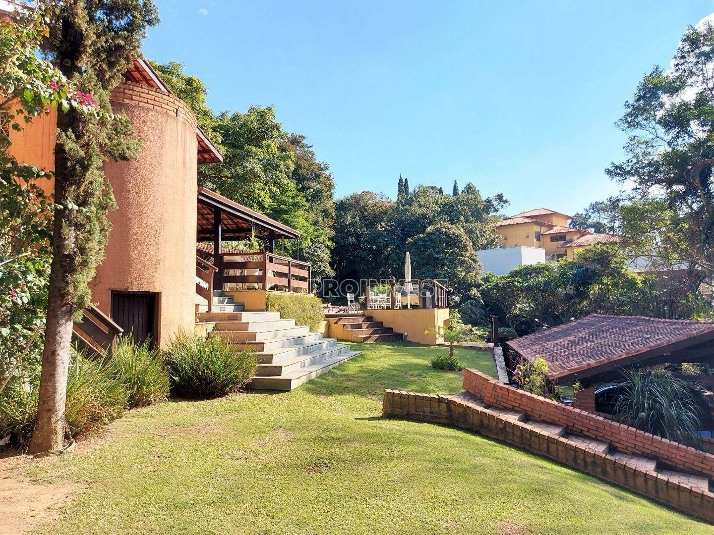 Casa de Condomínio à venda e aluguel com 4 quartos, 600m² - Foto 5