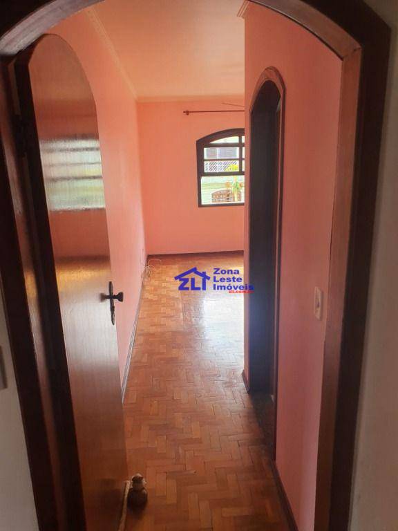 Sobrado à venda com 4 quartos, 380m² - Foto 42