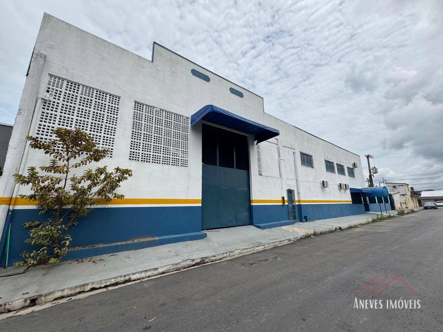 Prédio Inteiro para alugar, 1350m² - Foto 2