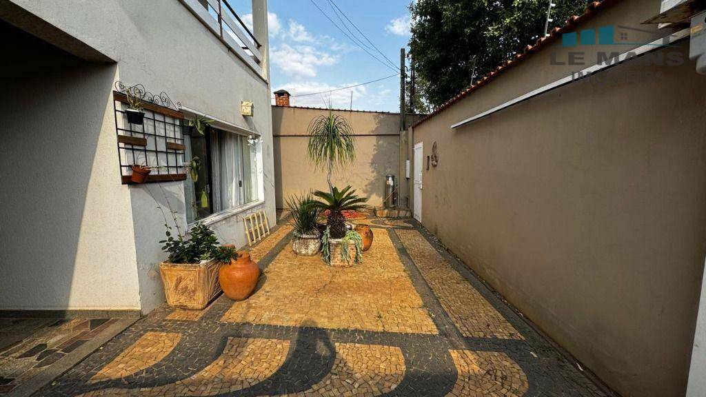 Casa à venda com 4 quartos, 180m² - Foto 6