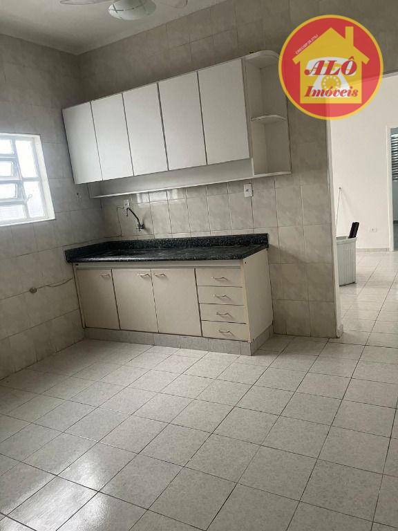 Casa à venda com 2 quartos, 132m² - Foto 3