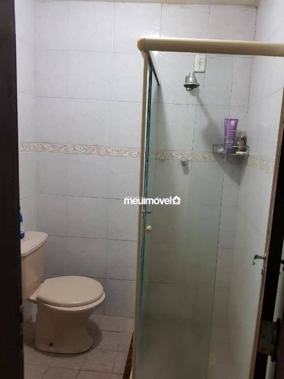 Casa à venda com 3 quartos, 250M2 - Foto 6