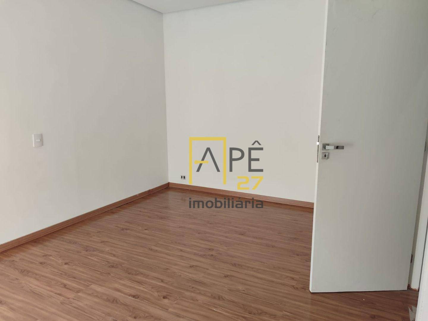 Sobrado à venda com 2 quartos, 108m² - Foto 13