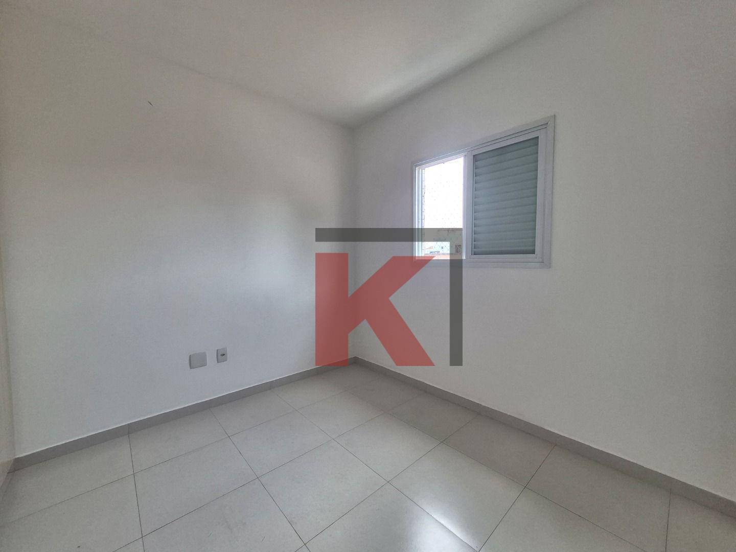 Casa para alugar com 2 quartos, 92m² - Foto 12