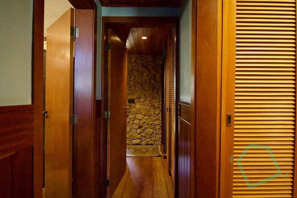 Casa de Condomínio à venda com 7 quartos, 628m² - Foto 31