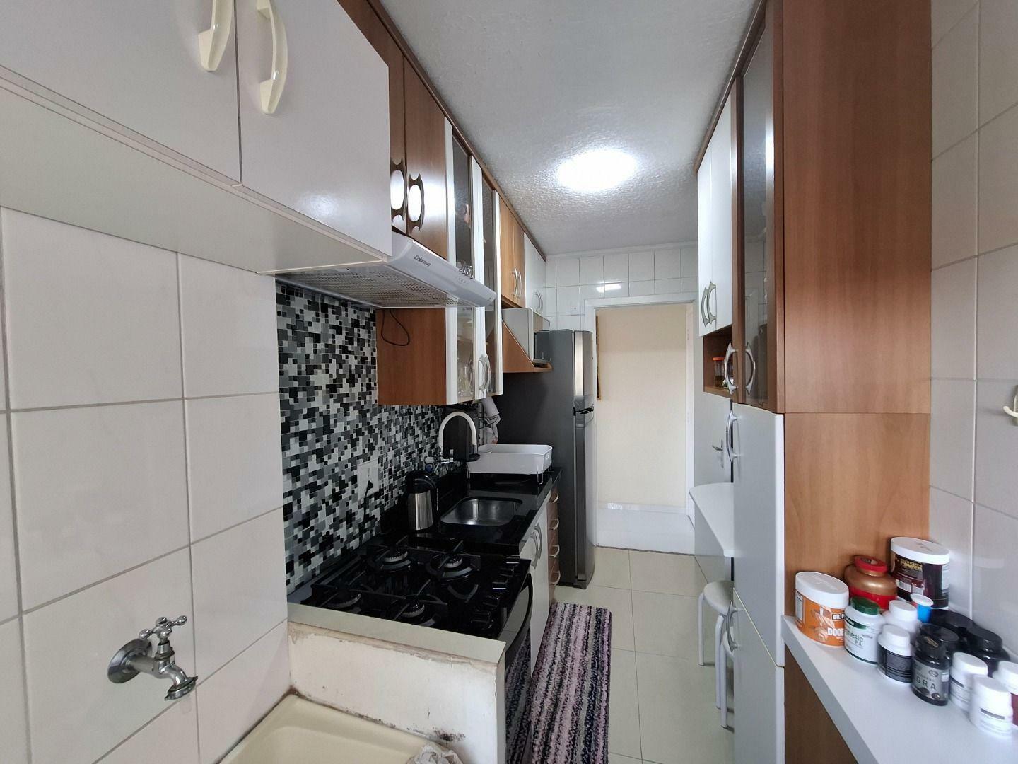 Apartamento à venda com 2 quartos, 50m² - Foto 4