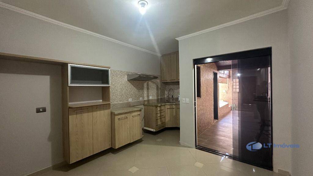 Sobrado à venda com 2 quartos, 76m² - Foto 8