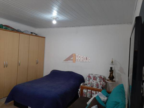 Sobrado à venda com 2 quartos, 185m² - Foto 3