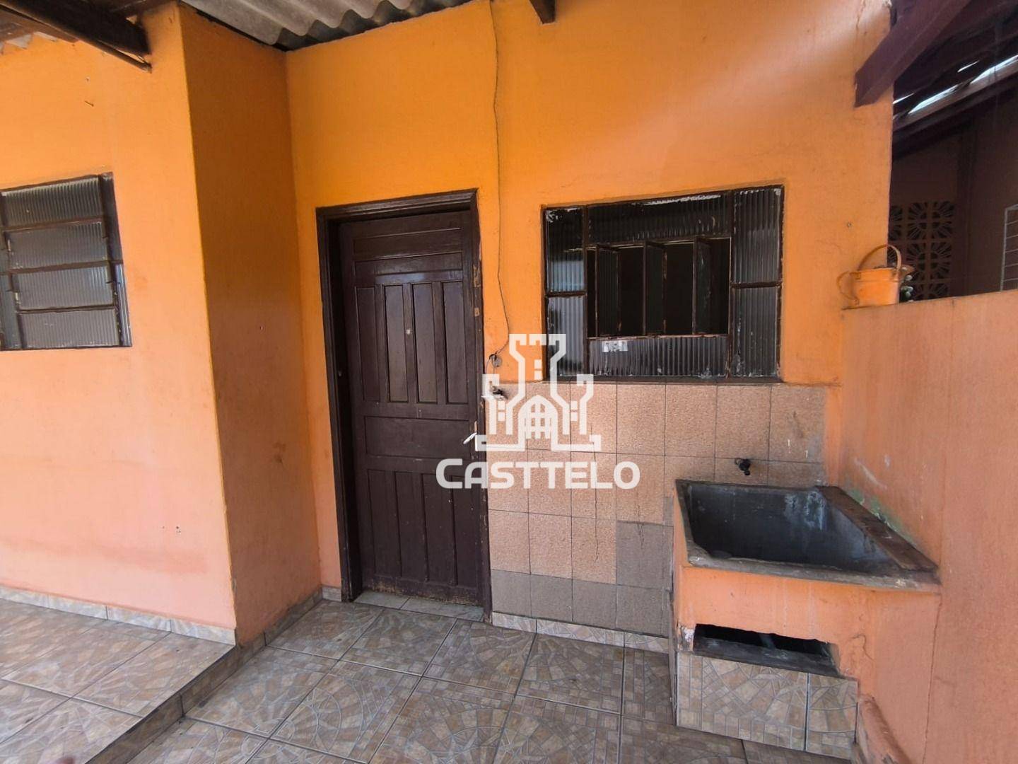 Casa à venda com 6 quartos, 250m² - Foto 27