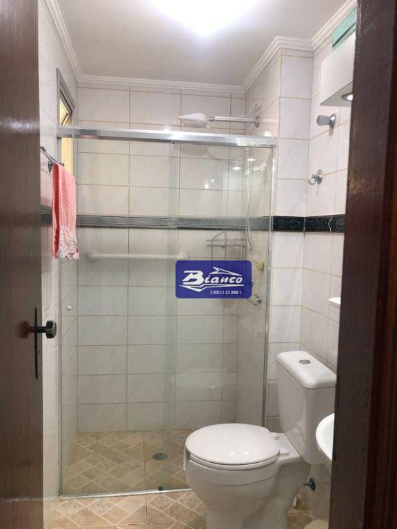 Apartamento à venda com 3 quartos, 75m² - Foto 22