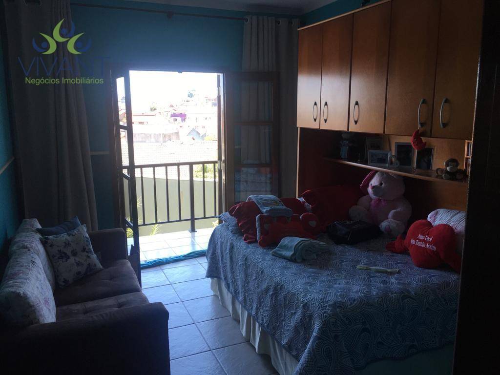 Sobrado à venda com 3 quartos, 260m² - Foto 32