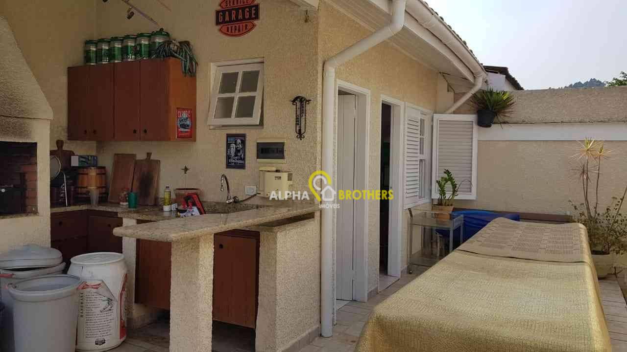 Casa de Condomínio à venda com 3 quartos, 262m² - Foto 3