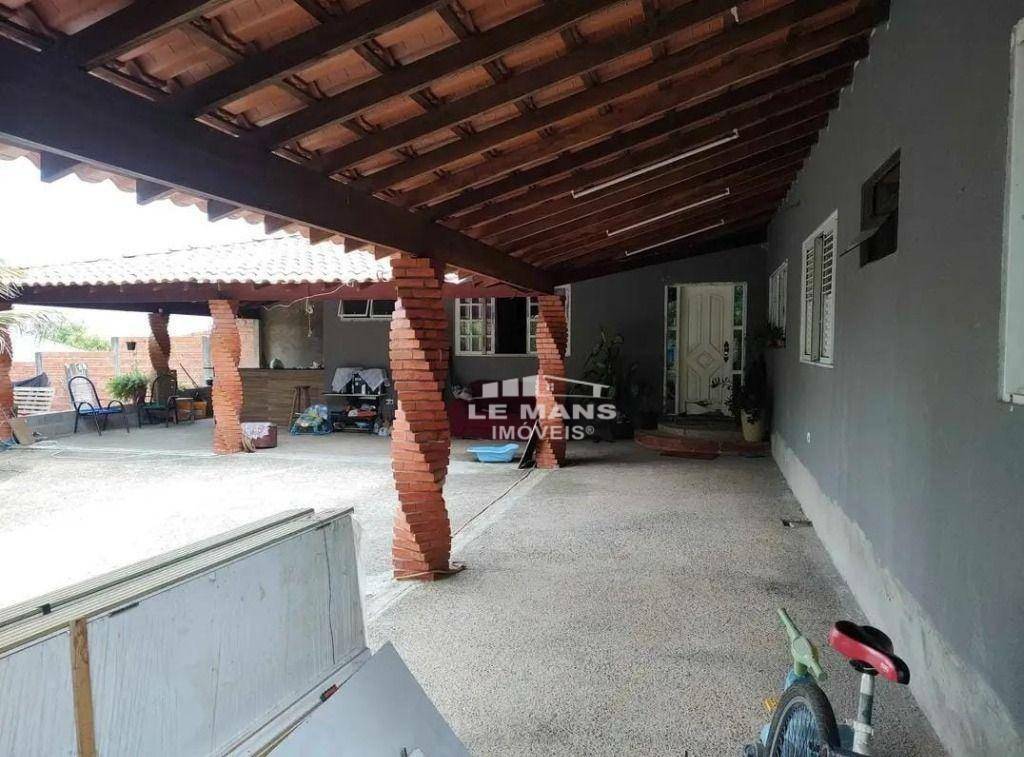 Chácara à venda com 2 quartos, 180m² - Foto 3