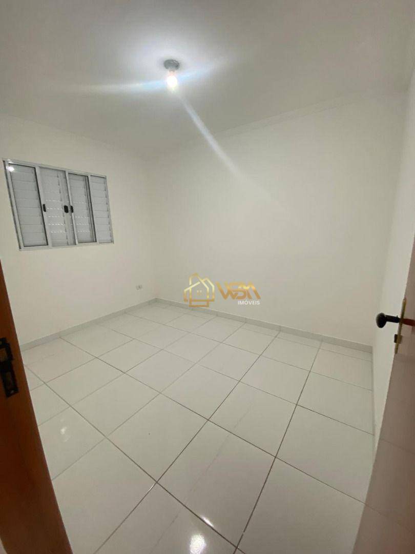 Apartamento para alugar com 2 quartos, 42m² - Foto 3