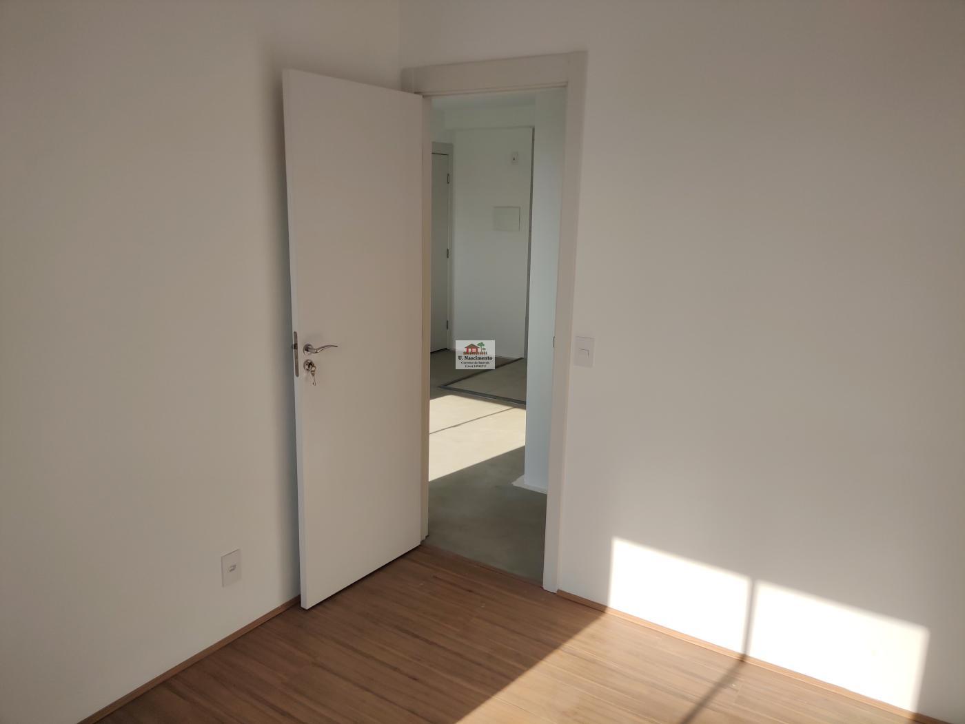 Apartamento à venda com 2 quartos, 40m² - Foto 5