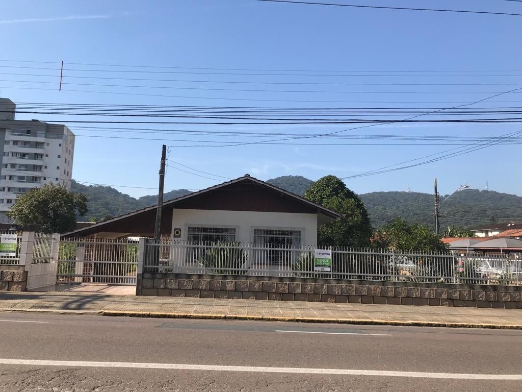 Prédio Inteiro à venda com 3 quartos, 120m² - Foto 1