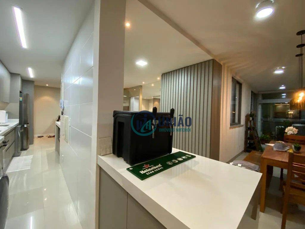 Apartamento à venda com 2 quartos, 95m² - Foto 21