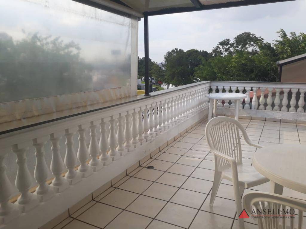 Sobrado à venda e aluguel com 3 quartos, 209m² - Foto 30