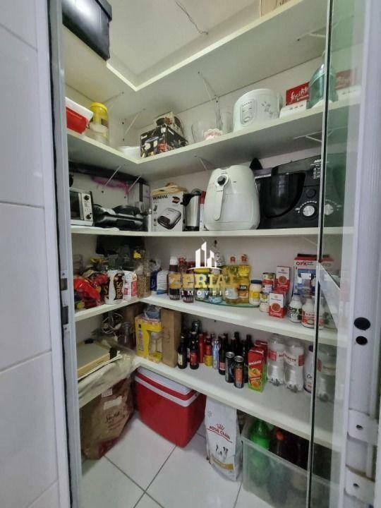 Apartamento para alugar com 3 quartos, 130m² - Foto 10