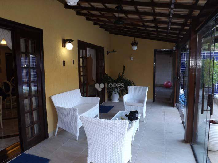 Casa à venda com 5 quartos, 351m² - Foto 5