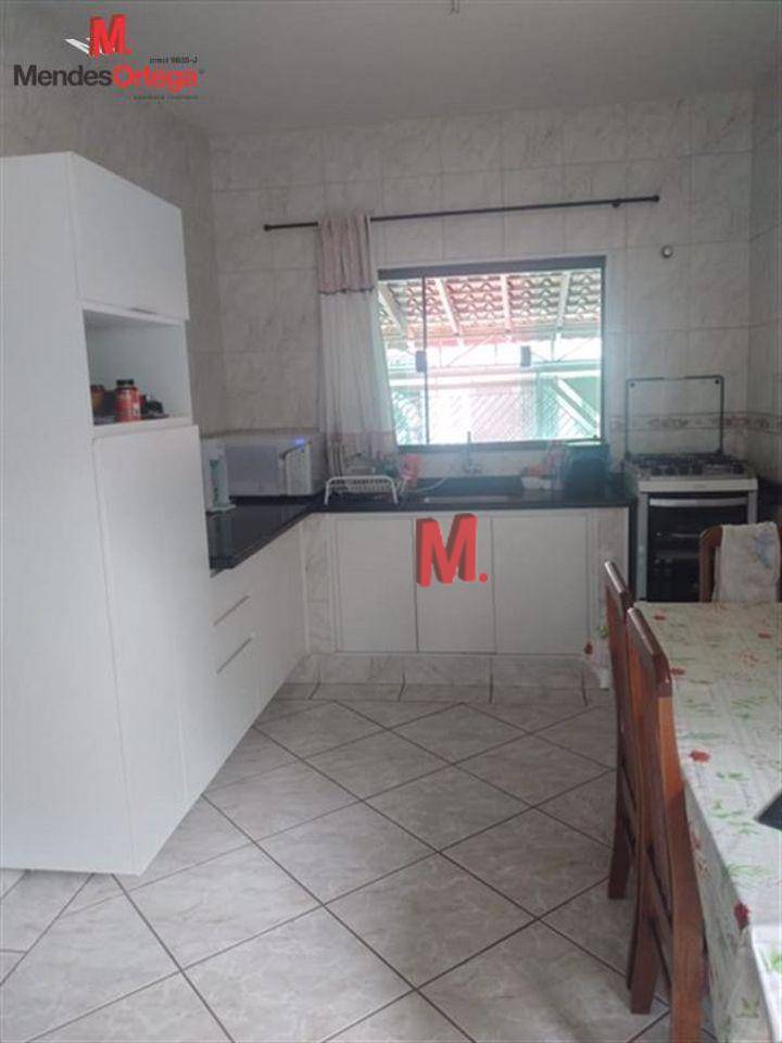 Casa à venda com 3 quartos, 136m² - Foto 16