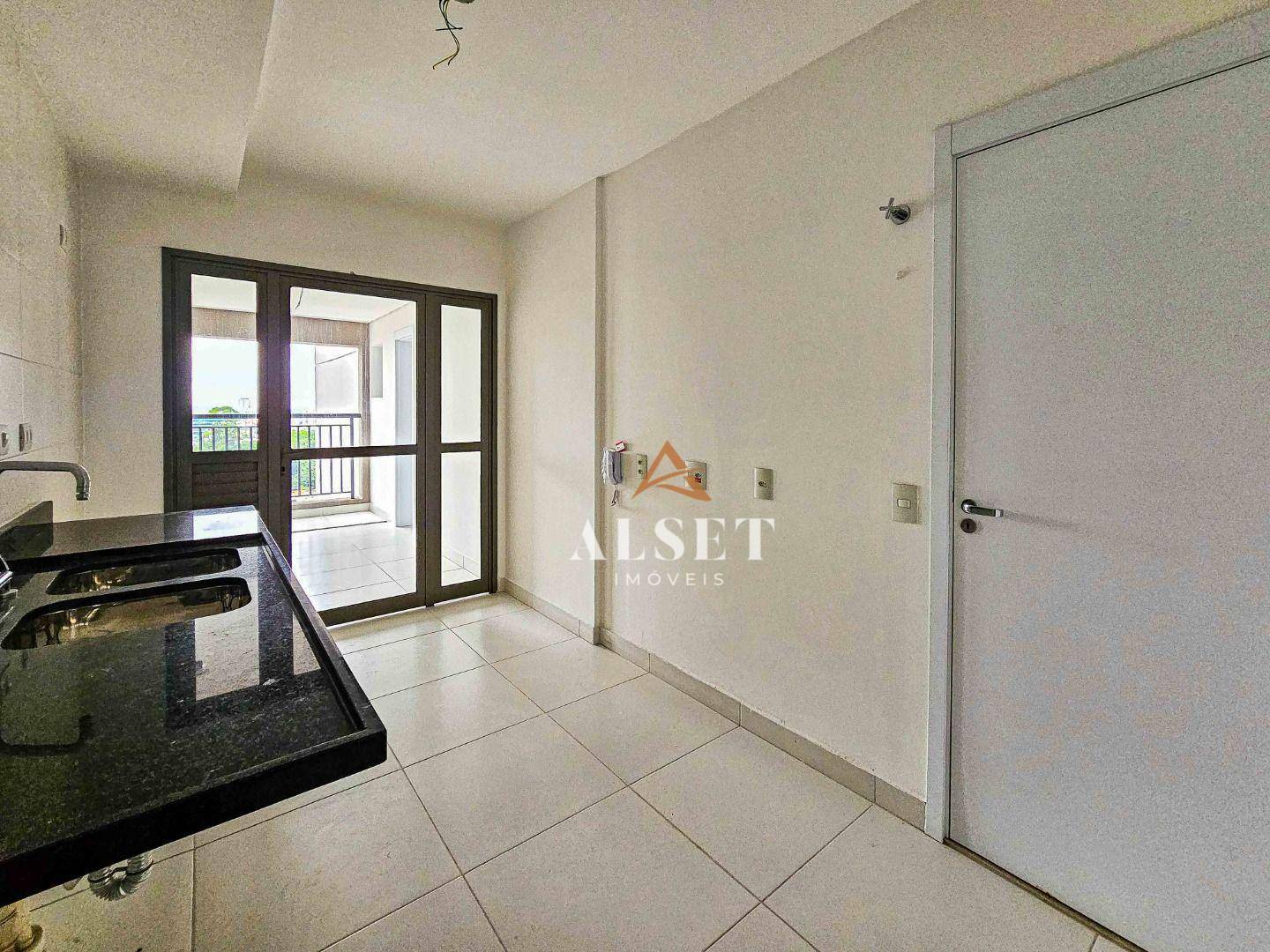 Apartamento à venda com 3 quartos, 159m² - Foto 28